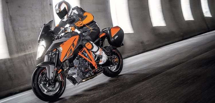 KTM Super Duke 1290 GT