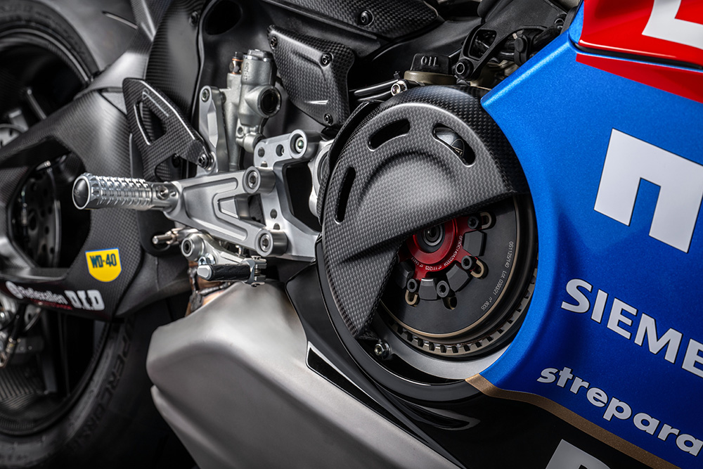 MY25_PANIGALE_V4S_TRICOLORE_ITALIA _19__UC768799_Low