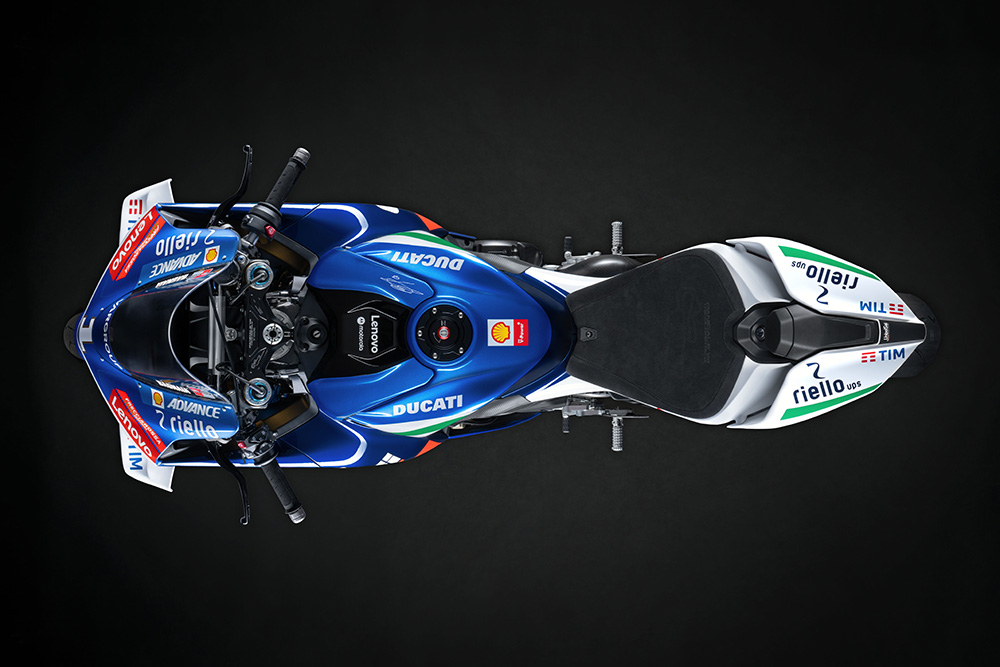 MY25_PANIGALE_V4S_TRICOLORE_ITALIA _1__UC768786_Low