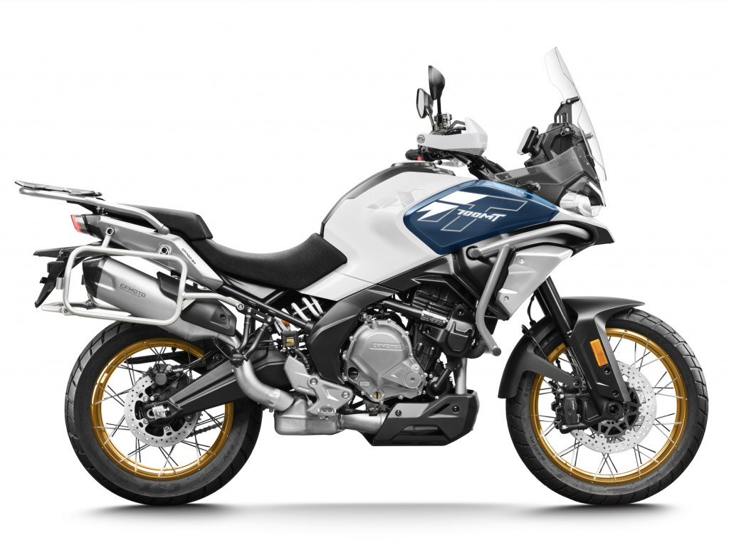 CFMOTO 700MT- nebula 2
