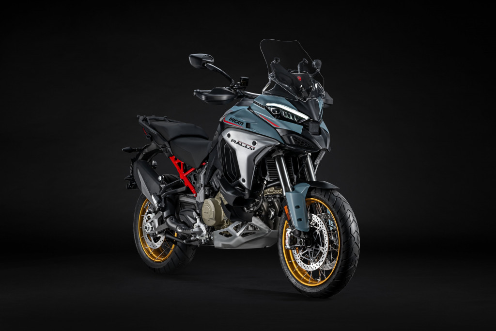 01 - MY26_MULTISTRADA_V4_RALLY_JADE_GREEN _26__UC856465_High