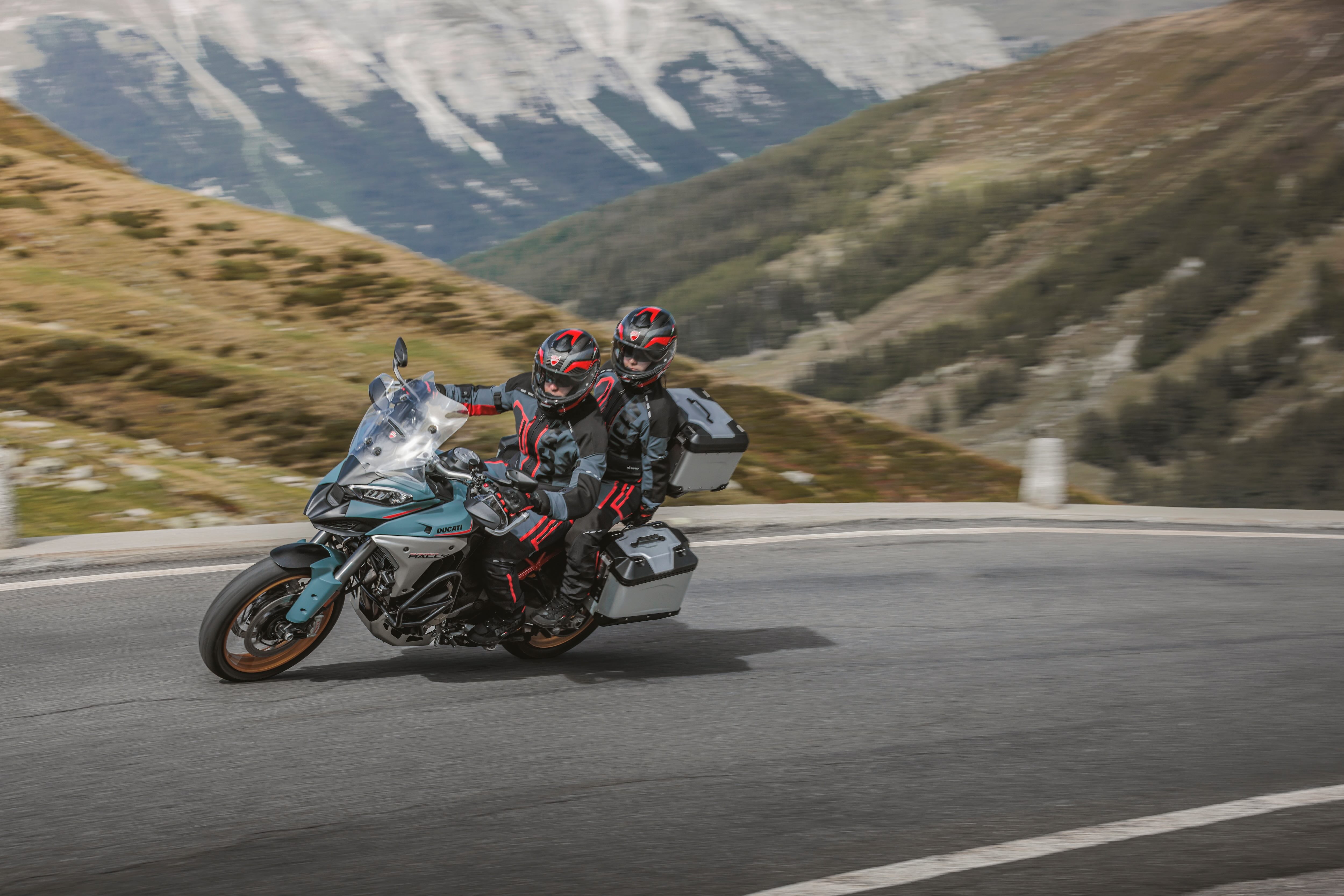 11 - MY26_MULTISTRADA_V4_DYNAMIC _54__UC856475_High