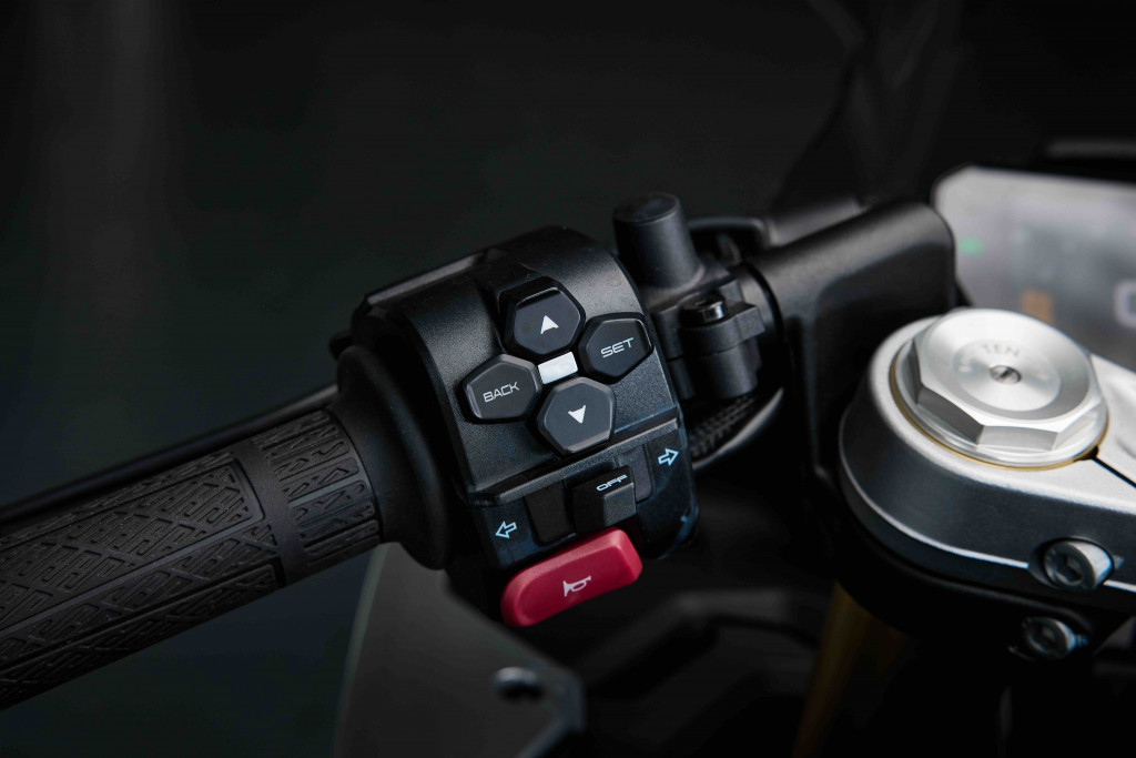 CFMOTO_450SR-S_Detail_1