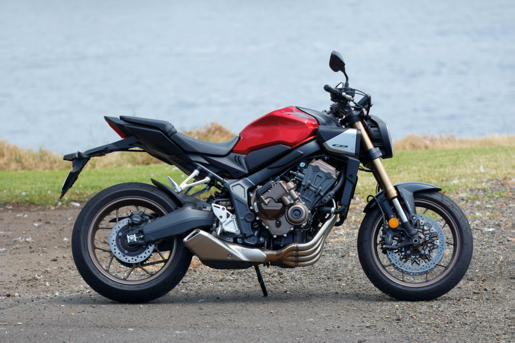 HONDA CB650R E-CLUTCH_190A5015