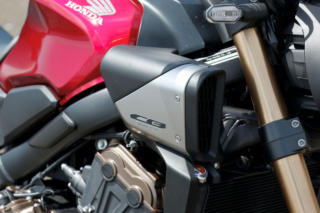 HONDA CB650R E-CLUTCH_190A5036