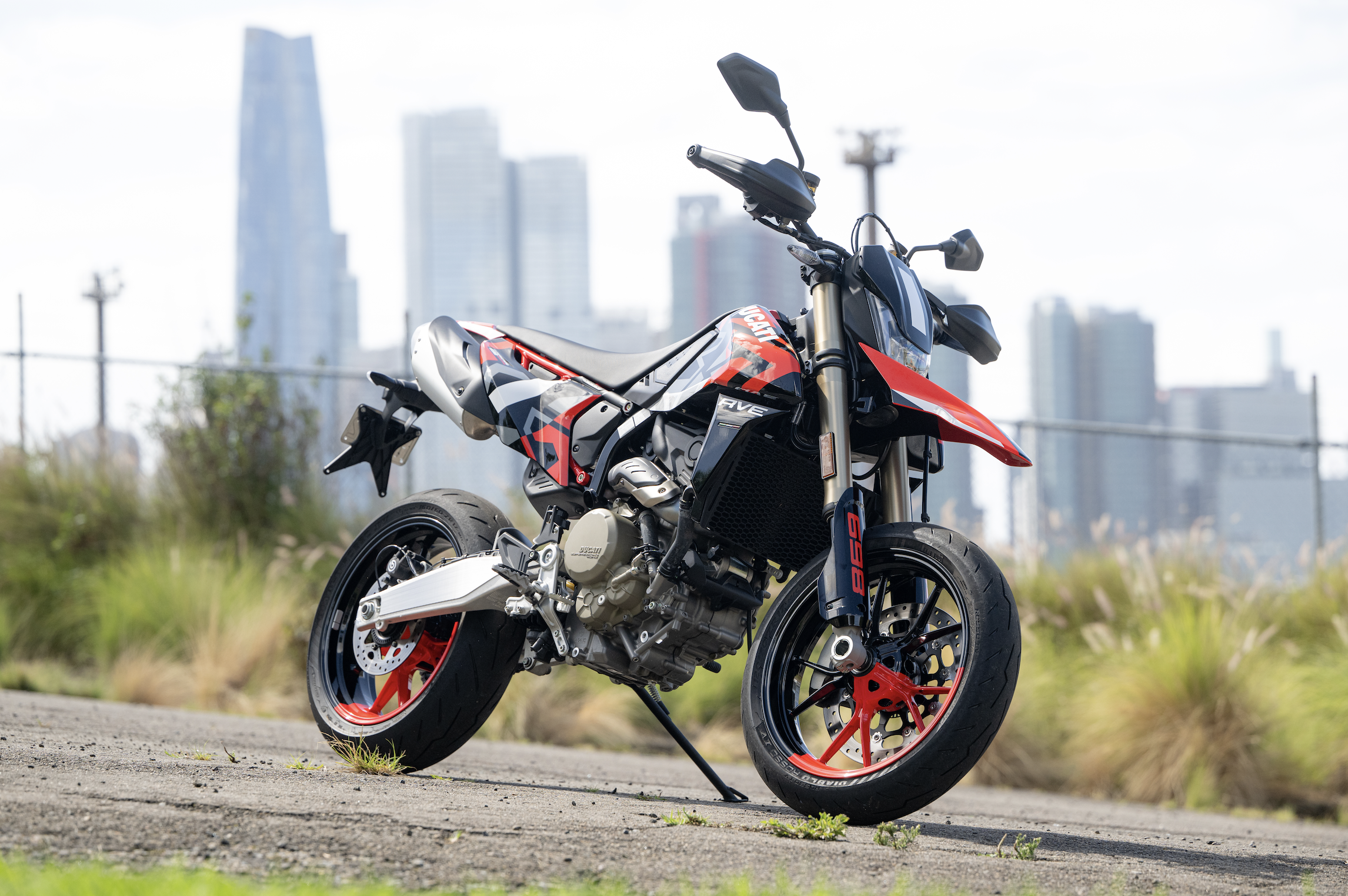 TESTED: DUCATI HYPERMOTARD 698 MONO RVE - Road Rider Magazine