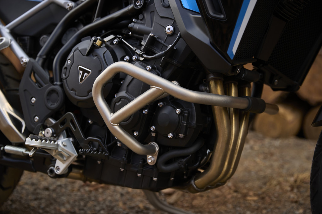 Tiger_900_Alpine_Edition_MY26_CW4I9378_GE