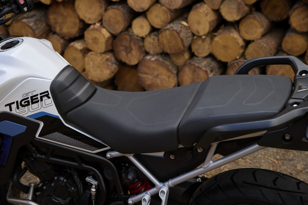 Tiger_900_Alpine_Edition_MY26_CW4I9384_GE