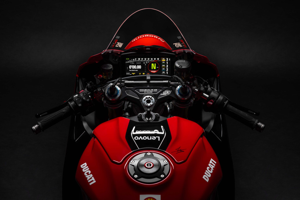 Panigale_V4_Marquez_2025_World_Champion_Replica-17