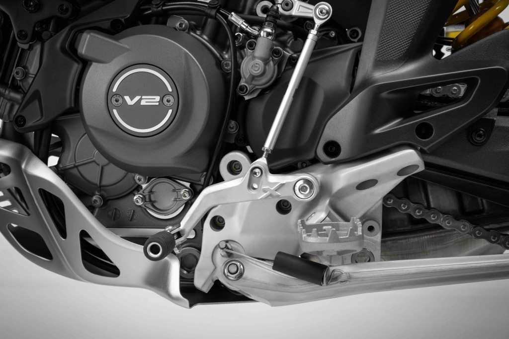 MY26_DESERTX_DETAILS-3