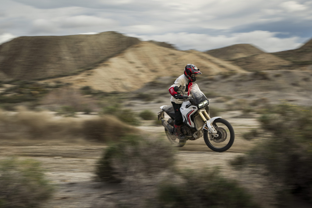 MY26_DESERTX_DYNAMICS-56