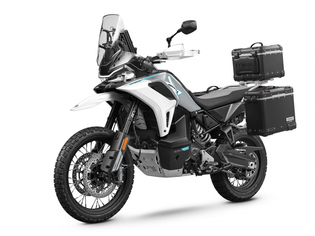 1000MT-X_Aerolite Grey_Left45_with black boxes