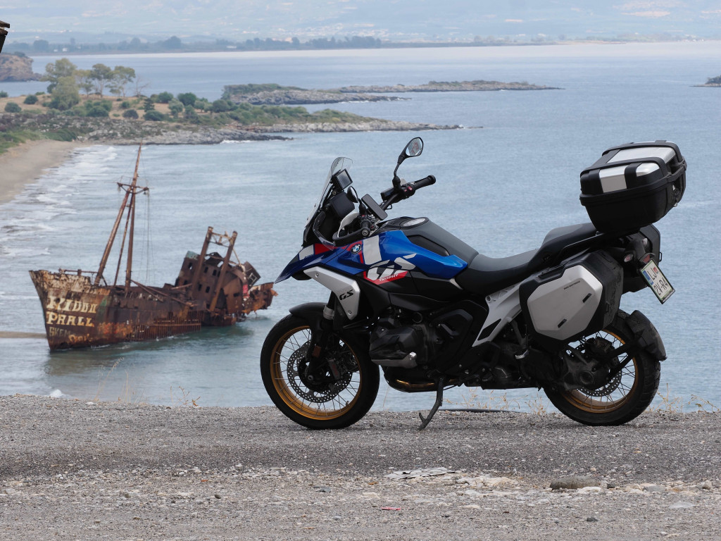 Napušteni brod osumnjičen za promet droge