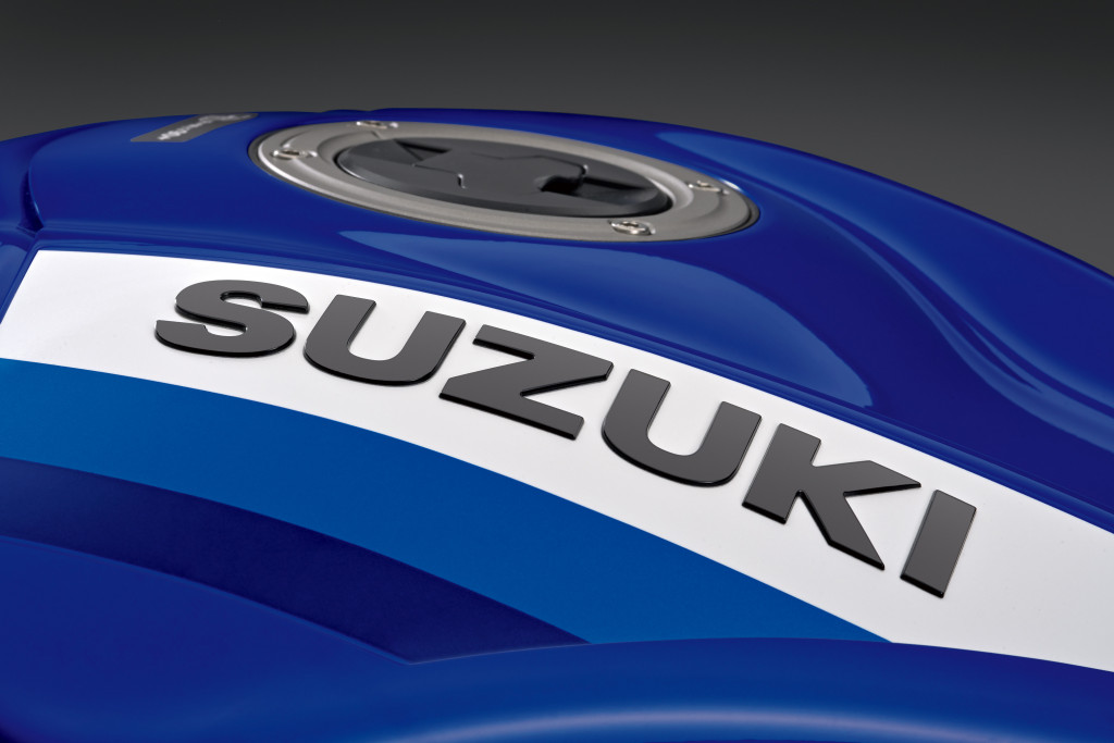 GSX1300RRQZM6_FuelTank_Logo