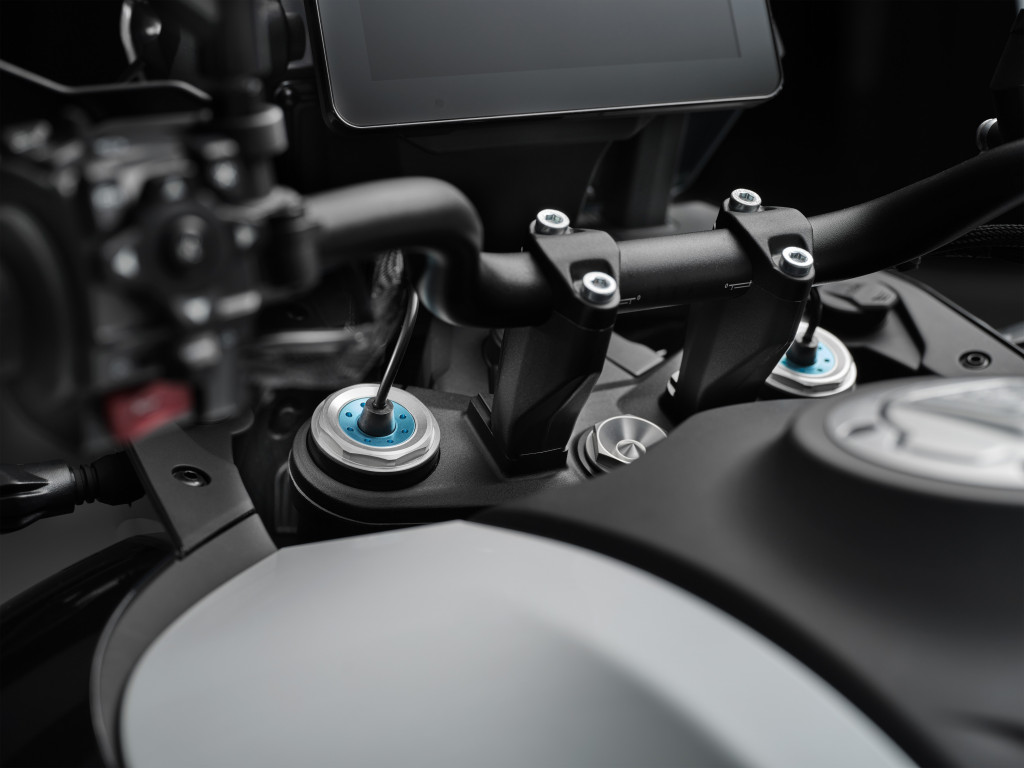 800MT-ES_Detail2