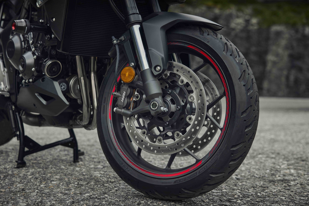 2026-CB1000GT_LOCATION_DETAIL_01_0054_L