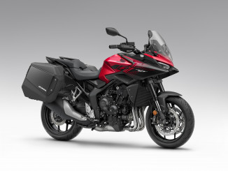 2026-CB1000GT_studio_A001_WithPannier_R-380_GrandPrixRed_ED_RhFrq_M