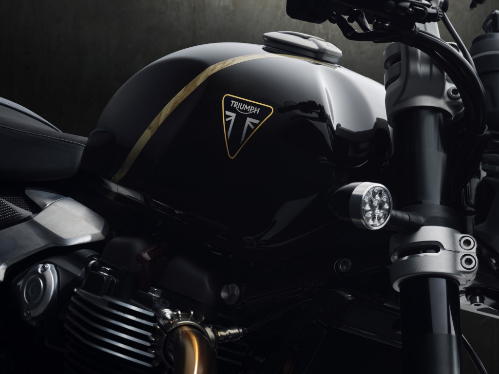TFC_SpeedTwin1200_MY27_008_MP