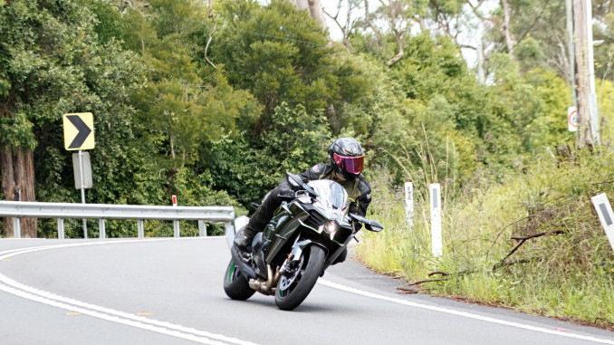 Kawasaki Ninja H2190A8646