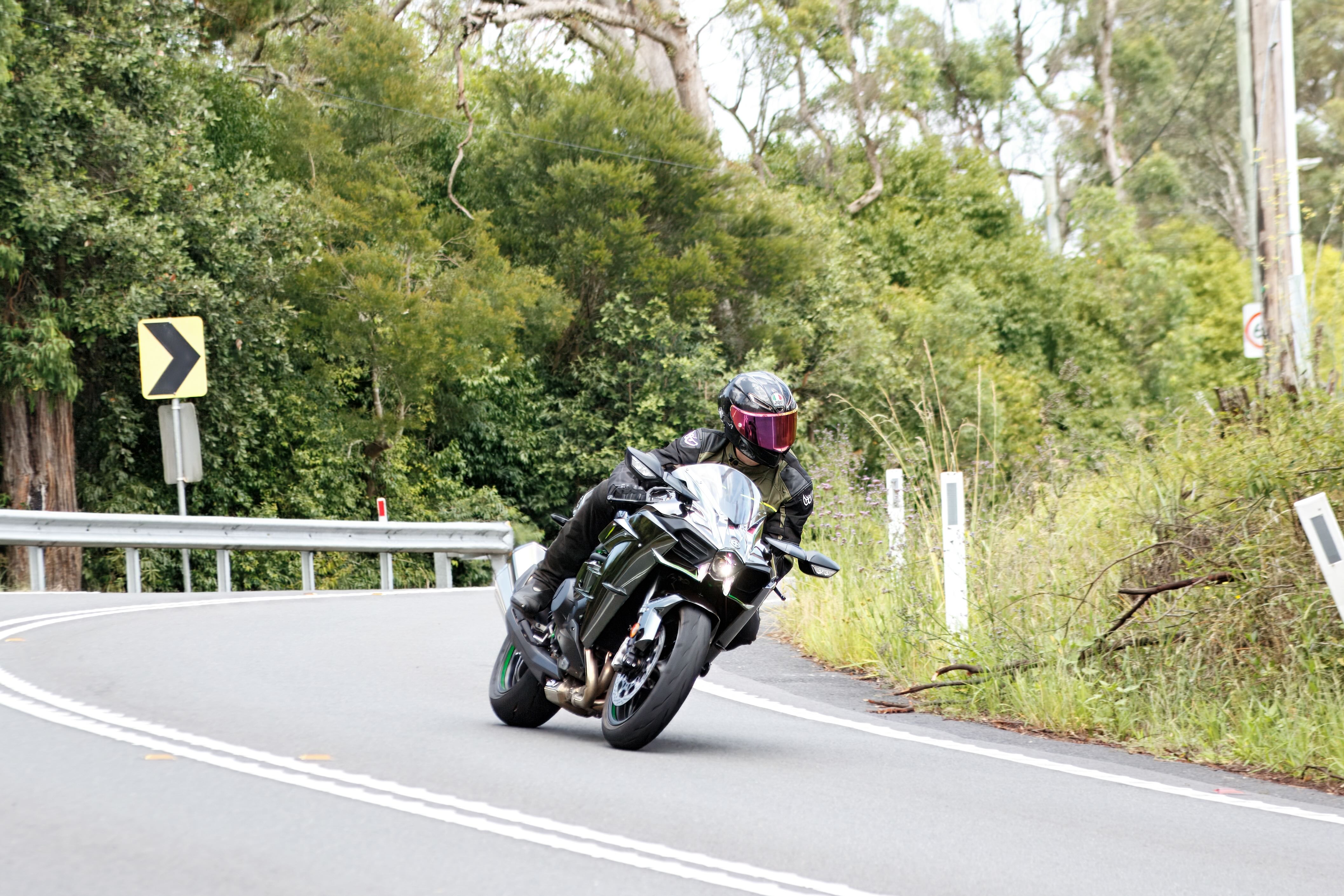 Kawasaki Ninja H2190A8646