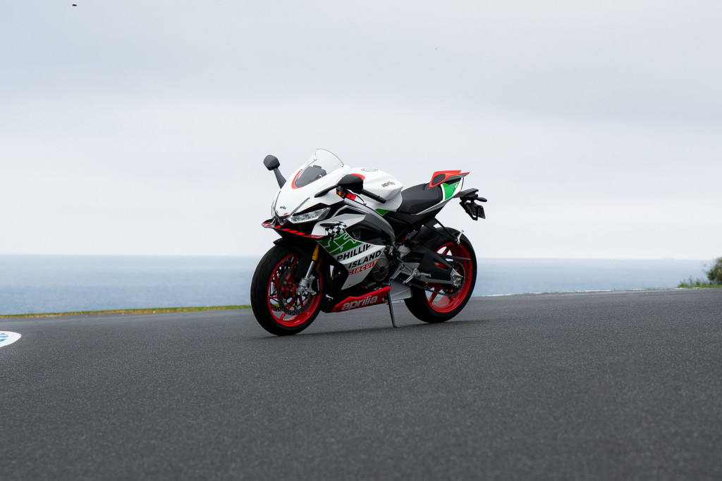 02-aprilia-rs660-phillip-island-tribute