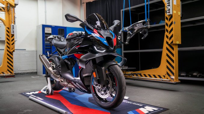 P90661875_highRes_bmw-motorrad-m-motor
