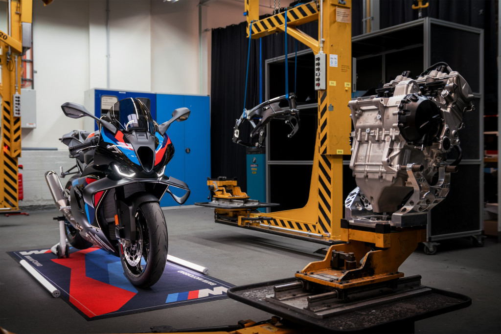 P90661881_highRes_bmw-motorrad-m-motor